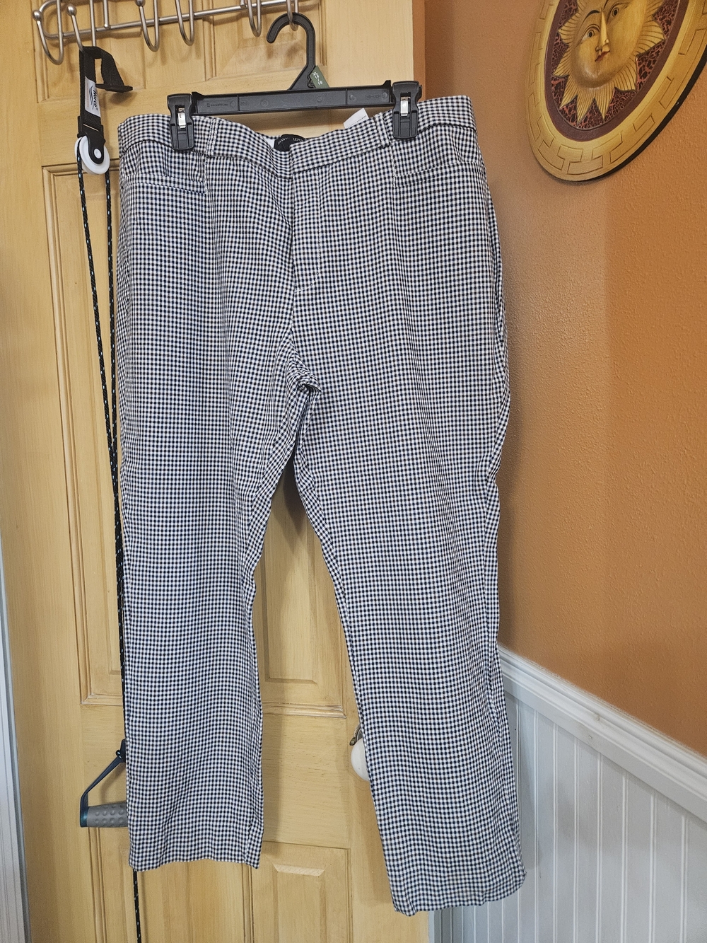 Women's Black, Cream And Maroon Checked Dress Pants